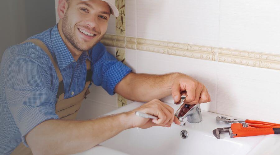 Handle or spout repair in Harrisburg, OH
